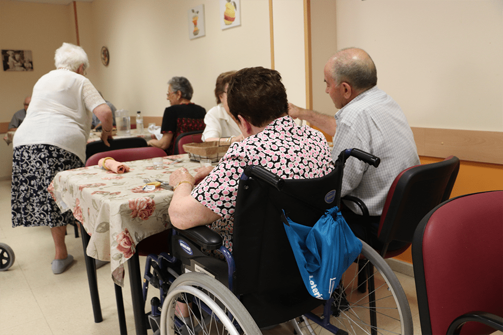 2. Àpats en companyia o cuina a domicili